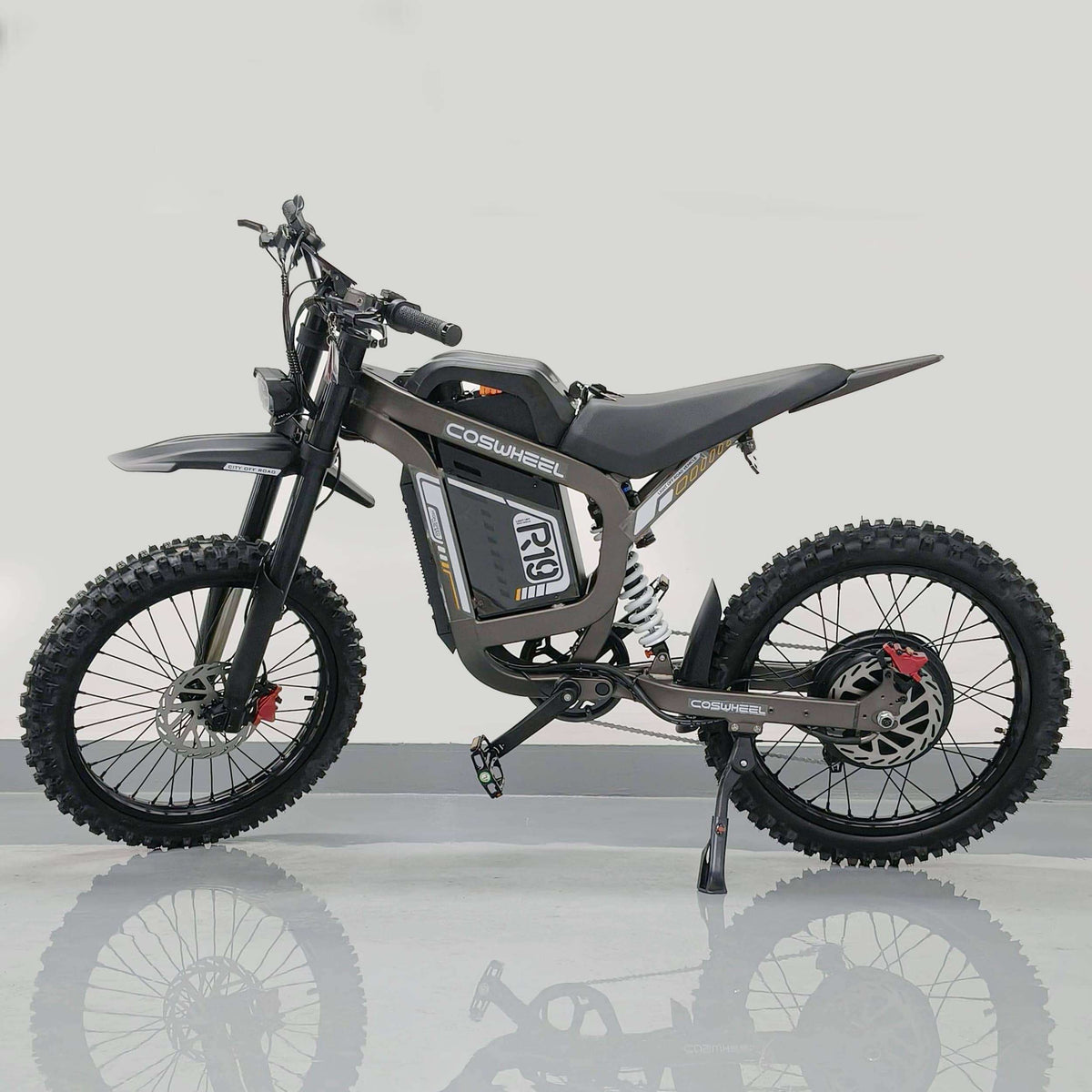 Coswheel R19, profil latéral complet avec batterie, suspension arrière et moteur-moyeu