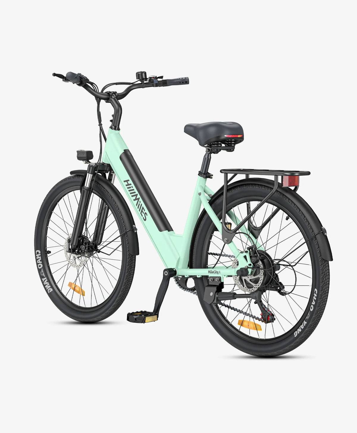 Vélo électrique HillMiles MileCity 1 vert menthe, vue trois-quarts montrant cadre bas, fourche suspendue et porte-bagages