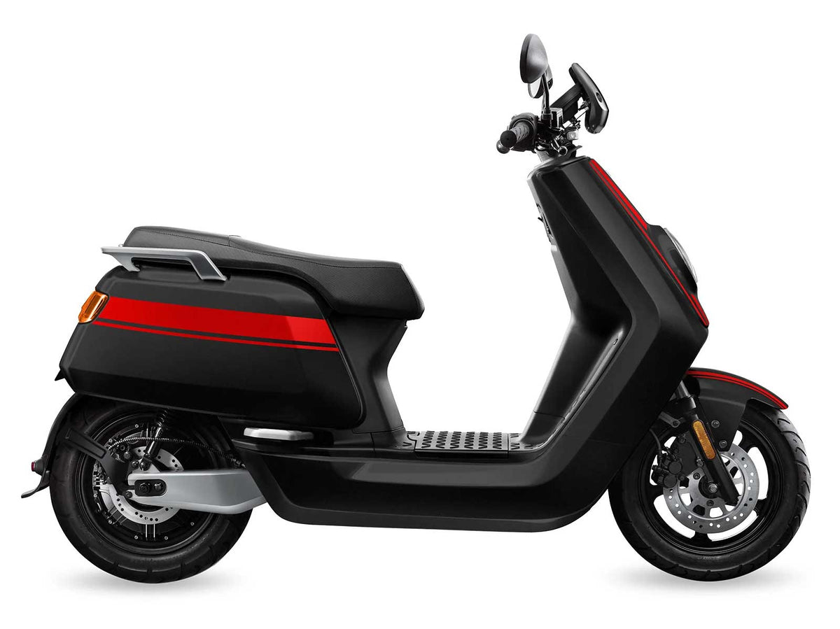 NIU NQi GTS — Équivalent 50cc électrique 3 kW Bosch — 80 km autonomie