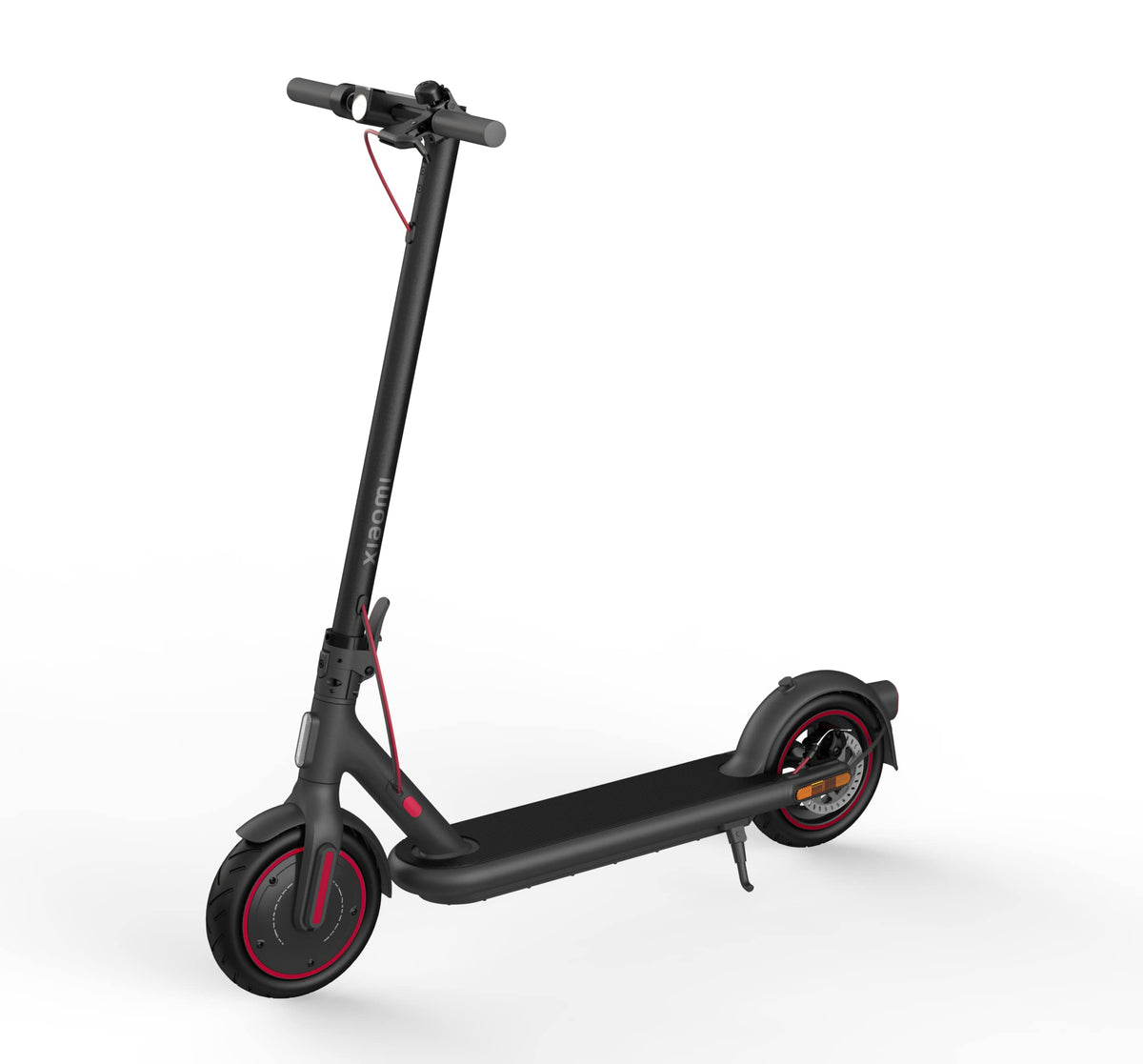 Xiaomi Electric Scooter 4 Pro noire, vue de trois quarts